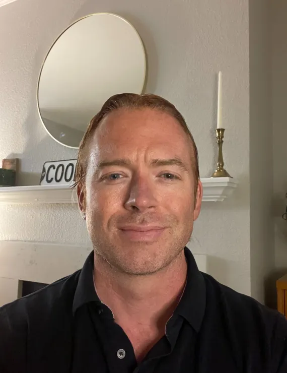 Nathan Cooley is professional and loving. Who hopes you feel seen, heard and loved.